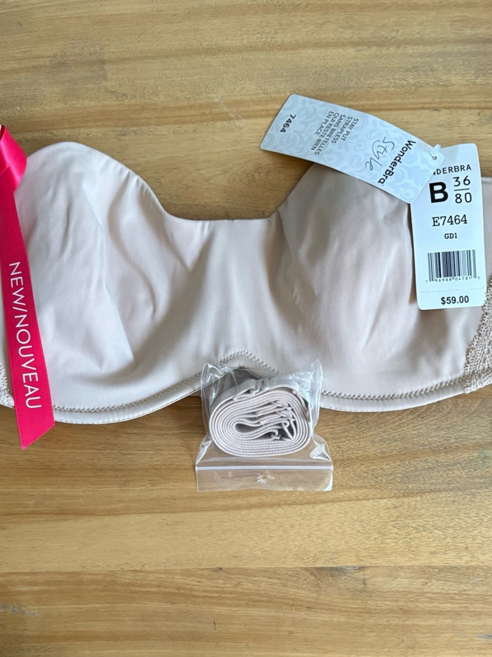WonderBra Underwire Strapless Bra in Light Nude - New/Nouveau
